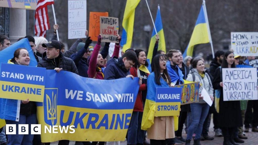 Pro-Ukraine Protests to us after Trump-Zelensky clash